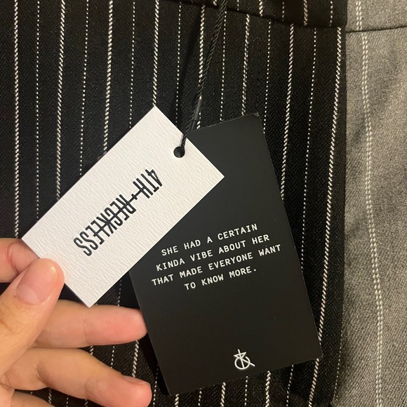 CLEARANCE SALE - 4TH & RECKLESS Two-Tone Pinstripe Blazer and Pants Set - Picture 4 of 6